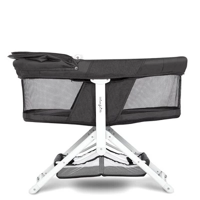 Dream On Me JPMA Certified Insta Fold Bassinet And Cradle 8 Dream On Me JPMA Certified Insta Fold Bassinet And Cradle - Image 6