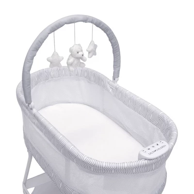 Delta Children Curve Bassinet - White And Gray 4 Delta Children Curve Bassinet - White And Gray - Image 2