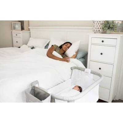 Baby Delight Beside Me Dreamer Deluxe Bassinet And Bedside Sleeper - Quilted Pebble Gray 11 Baby Delight Beside Me Dreamer Deluxe Bassinet And Bedside Sleeper - Quilted Pebble Gray - Image 9