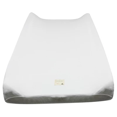 Burt's Bees Baby® Organic Changing Pad Cover - Solid 5 Burt's Bees Baby® Organic Changing Pad Cover - Solid - Image 3