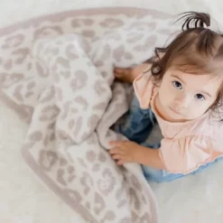 Bazzle Baby Hugga Cozy Blanket 8 Bazzle Baby Hugga Cozy Blanket -Baby Products GUEST 6aace0ed 6292 4396 b226 306d413dd374