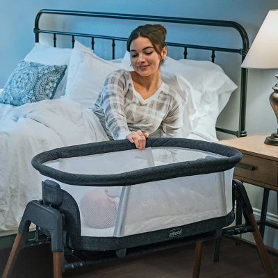 Chicco LullaGlide 3-in-1 Bassinet - Luna 4 Chicco LullaGlide 3-in-1 Bassinet - Luna - Image 2