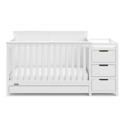 Graco Hadley 5-in-1 Convertible Crib And Changer With Drawer