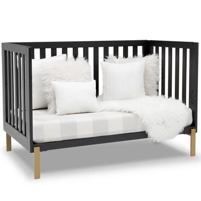 Delta Children Hendrix 4-in-1 Convertible Crib 9 Delta Children Hendrix 4-in-1 Convertible Crib - Image 7