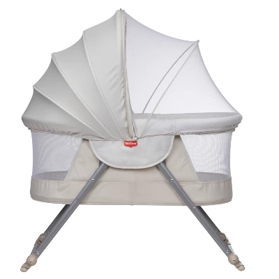 Tiny Love Love 2-in-1 Deluxe Take-Along Bassinet 4 Tiny Love Love 2-in-1 Deluxe Take-Along Bassinet - Image 2